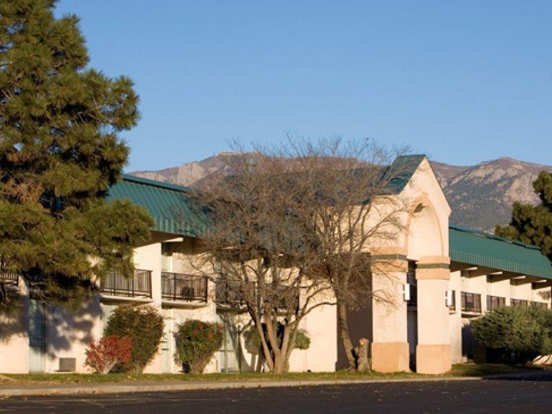 Ramada By Wyndham Albuquerque East酒店 外观 照片