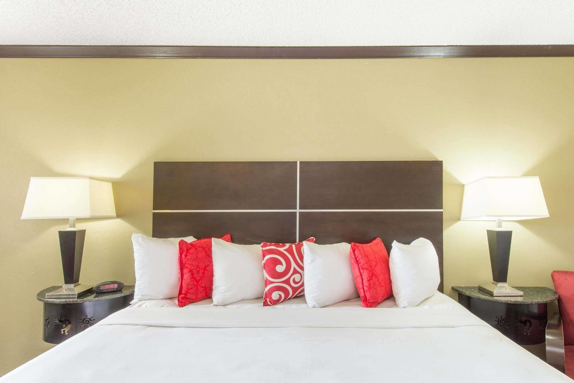 Ramada By Wyndham Albuquerque East酒店 外观 照片